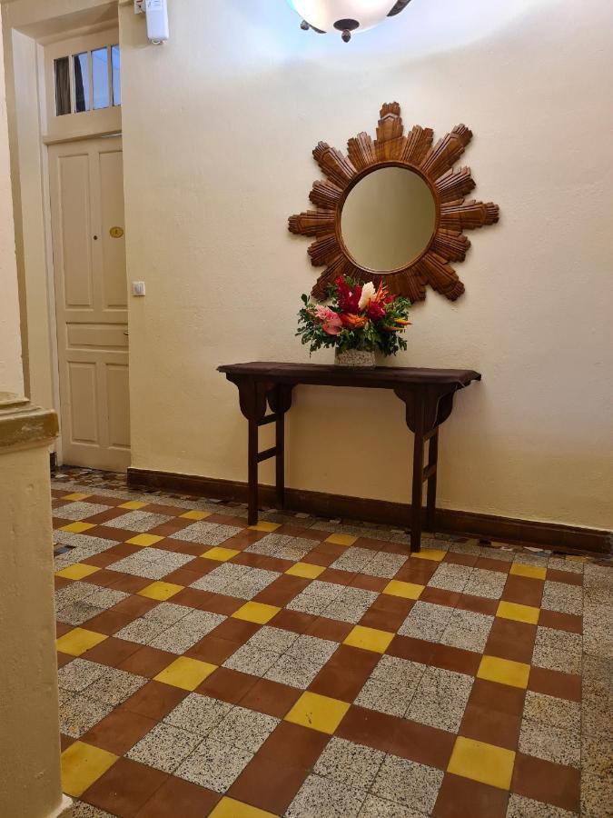 Hotel Habitation du Comté Sainte-Rose Esterno foto
