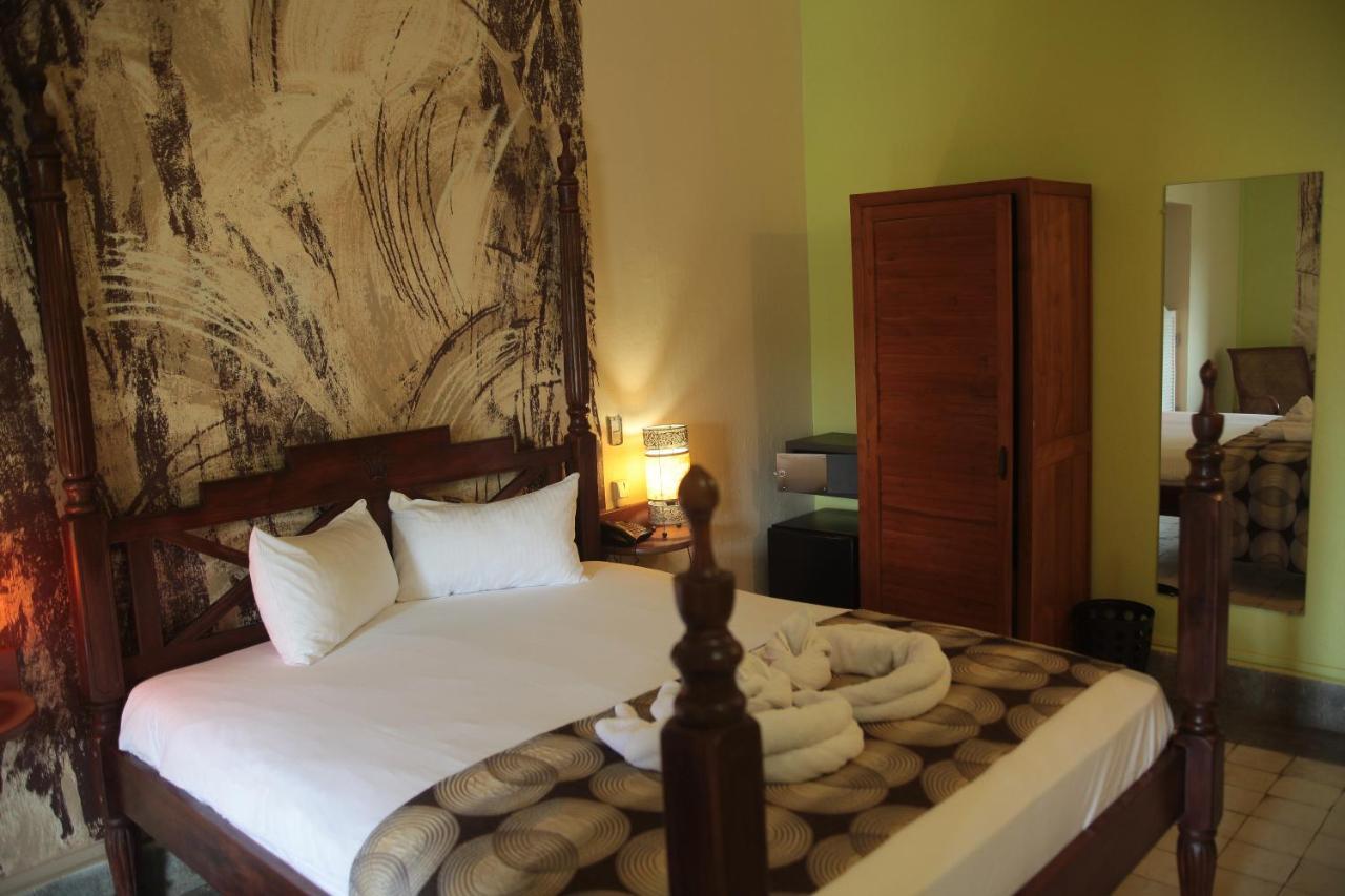 Hotel Habitation du Comté Sainte-Rose Esterno foto