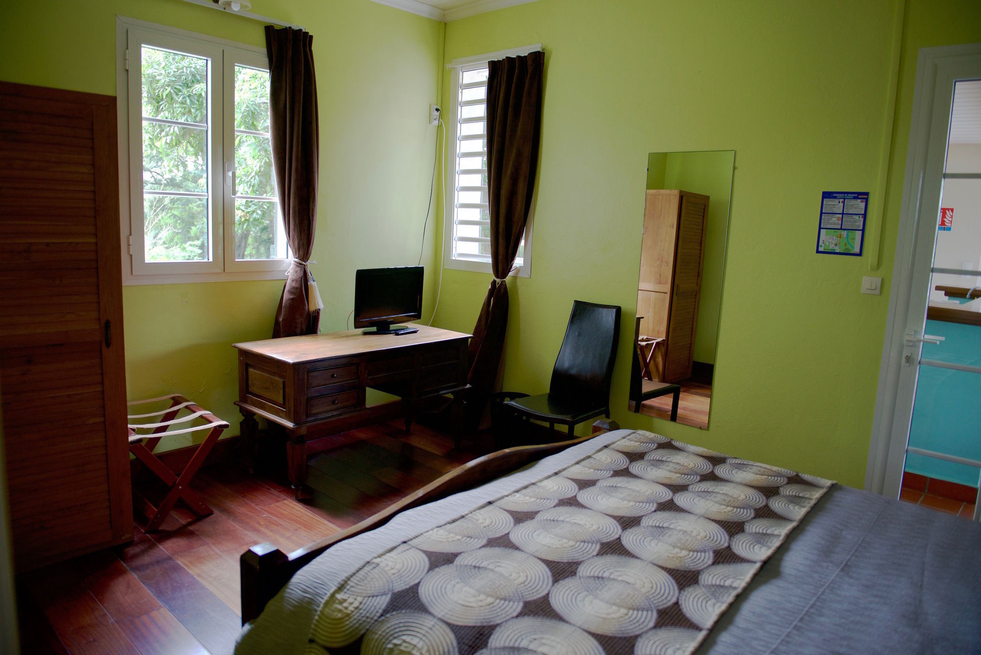 Hotel Habitation du Comté Sainte-Rose Esterno foto